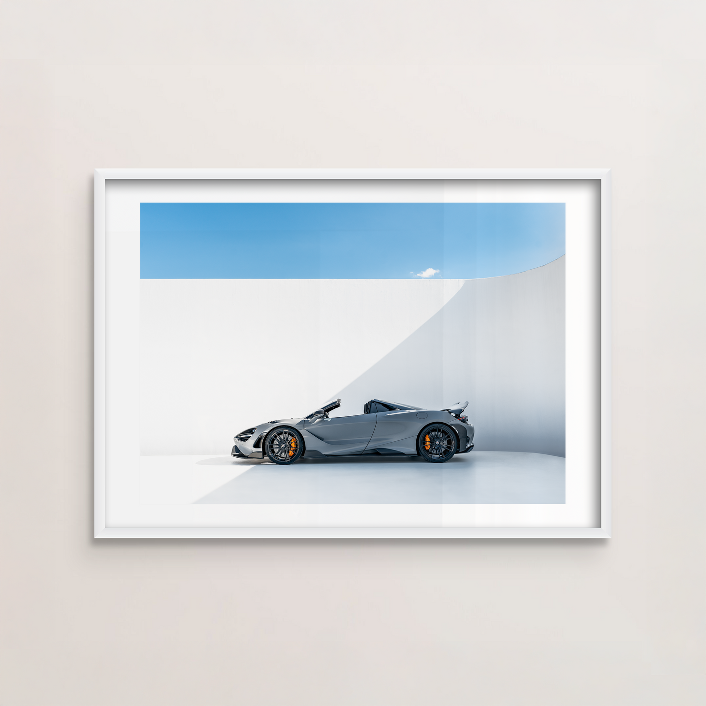 765LT