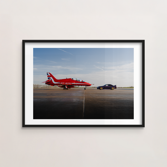 Red Arrow x Skyline R32